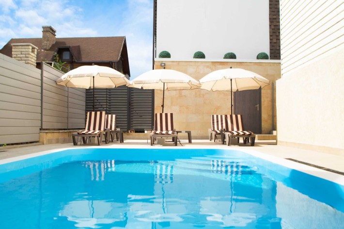 Апартаменти в Чорноморську з Басейном, 100 м від моря!!! - фото 1