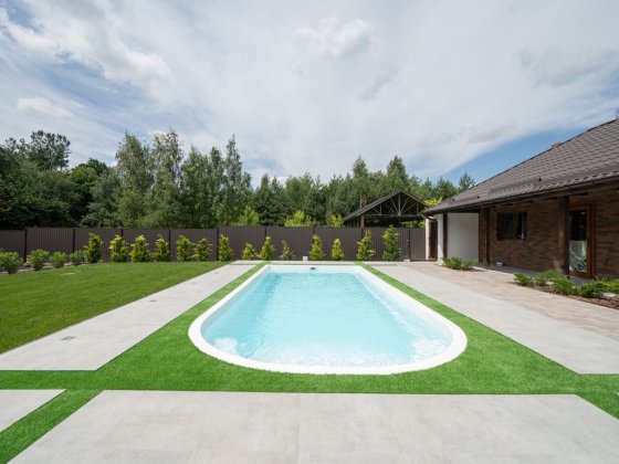 Посуточная аренда VIP дома с бассейном дом посуточно Киев