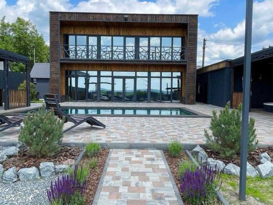 Оренда будинку, альтанка, басейн з підігрівом, баня на дровах та чан Дніпро