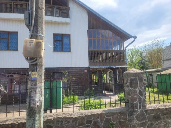 Русановские Сады. Дом 150 кв. До 20 человек. Киев