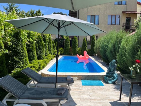 Дом с 7-ю спальнями  для весёлых шумных компаний! Одесса