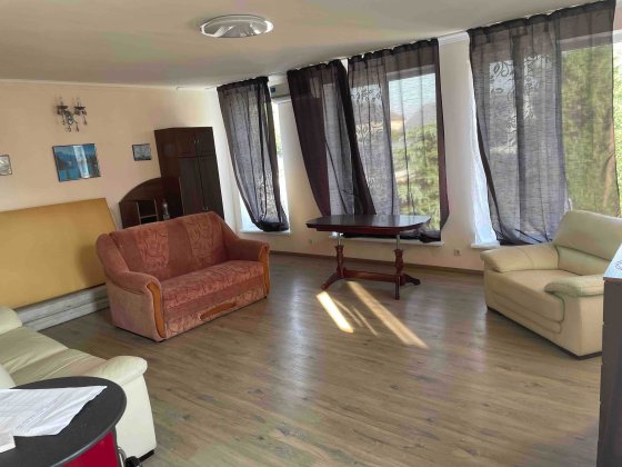 здам подобово свій гістьовий дім з басейном Одеса