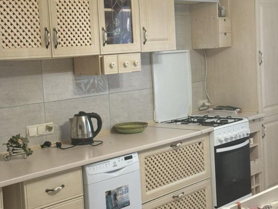 Сдам дом у моря, Савиньон Одеса