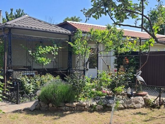 Домик посуточно 5 минут  от моря в Кр ы жановке Одеса