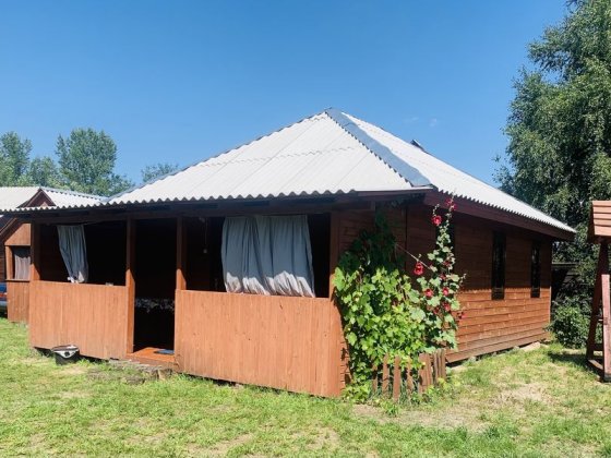 Відпочинок на озері Світязь Шацькі озера оренда будинка котедж Світязь