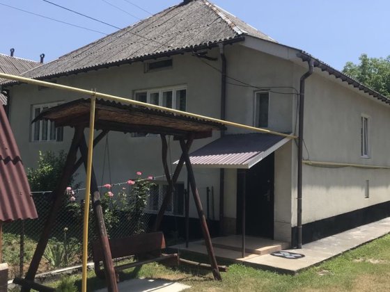 Здам будинок або покімнатно Шаян