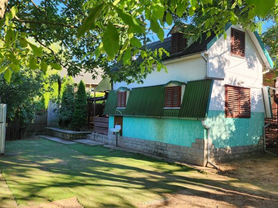 Здається дача в селі Дийда з власним виходом до води Дыйда