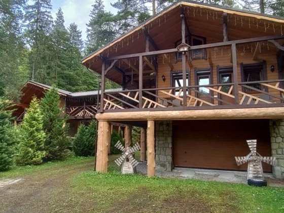 Відпочинок у горах Татарів