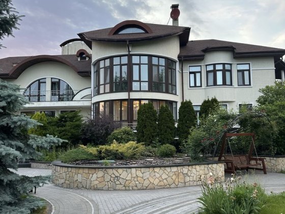 Комфортний відпочинок за містом Подгорцы