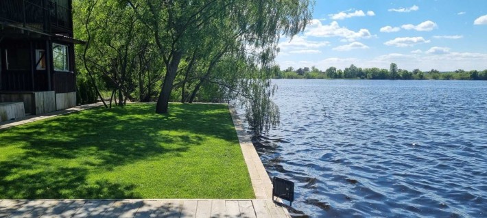 Посуточная аренда 1 єт. дома 40 кв.м. на берегу водоема с.Осещина - фото 1