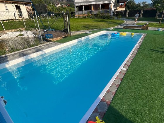 Подобово.Будинок котеджБасейн з підігрівом .Чан сауна Славське Славское