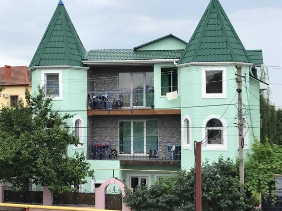 Комфортні номери для відпочинку біля моря в Крижанівці. Крыжановка