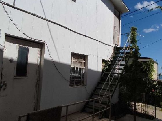 Сдам дачный дом на берегу моря 2-х этажный домик со всеми удобствами Ліски