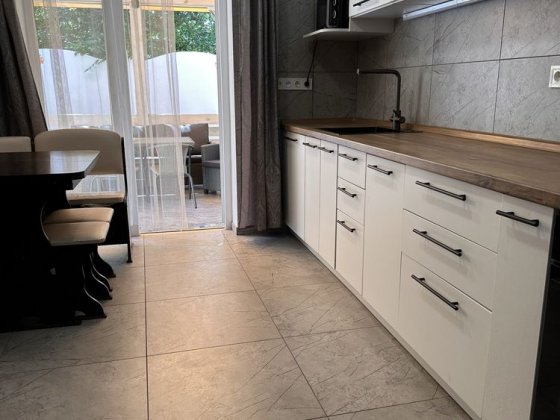 Вільно з 15.08: Здам приватний будинок в Кароліно-Бугазі Каролино-Бугаз