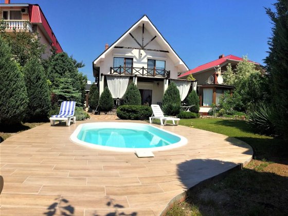 Дом С БАССЕЙНОМ с видом на море! ДВЕ мин.до пляжа! п.Каролино-бугаз Каролино-Бугаз