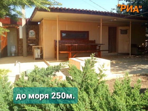 Два отдельностоящих домика на закрытой территории Санжейка Леонидово Санжейка