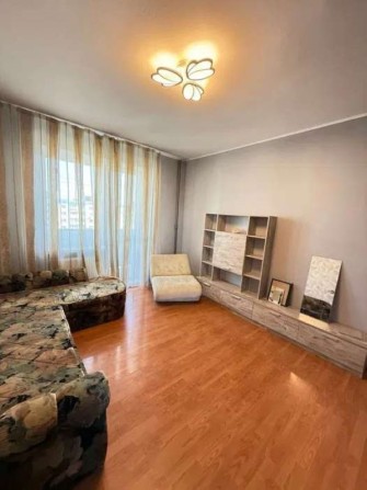 Продаж 3-к квартири просп. Червоної Калини 21б - фото 1