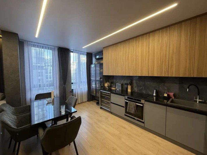 Продам 2к квартиру вул.Салютна вул. 9 ЖК Файна Таун - фото 1