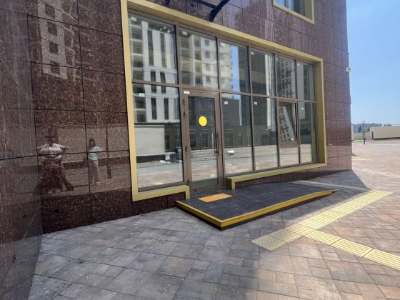 Здам Фасадне приміщення під КАФЕ або КАВ’ЯРНЮ 80 м кв.мв оренду! в 66 Перлині Одесса