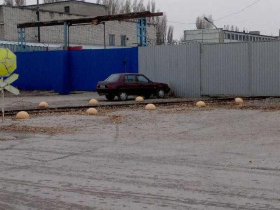 Продаж складської бази по вул. Дніпробудівській Каменское