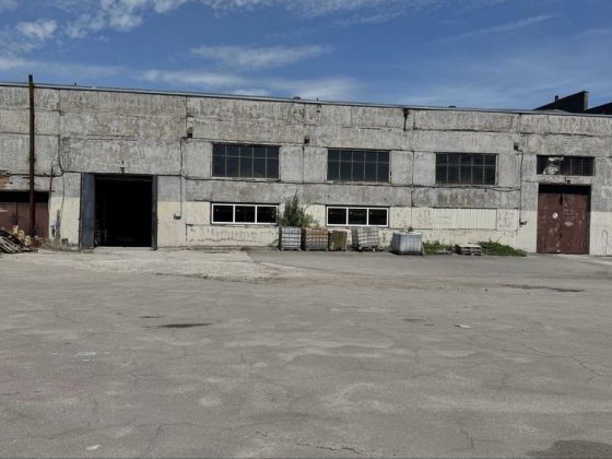 Продаж виробничої бази в м. Камʼянське Кам'янське