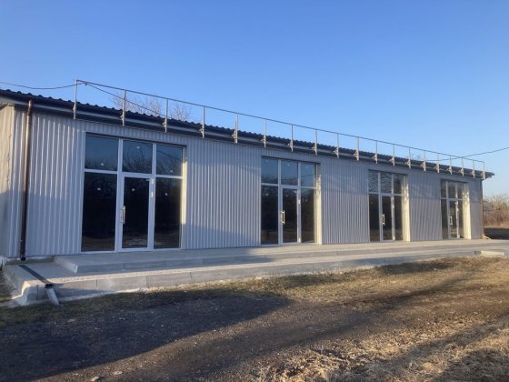 Здам Продам помещение пос Высокий Симферопольская трасса красная линия Високий