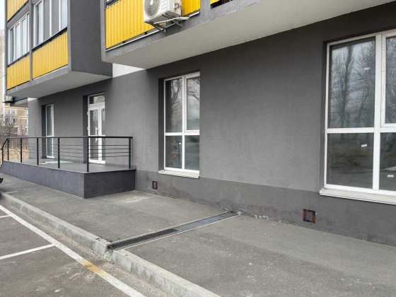 Фасадне комерційне приміщення 110 м2. вул. Шолуденка. ЖК Start Life. Вышгород