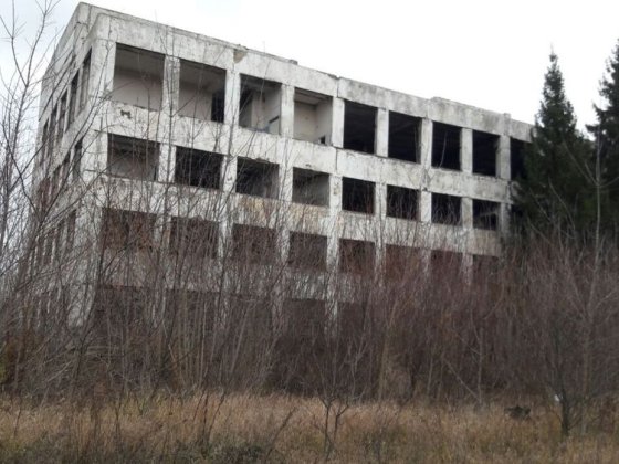 Виробниче примiщення 4000м кв 4поверхи Глухов