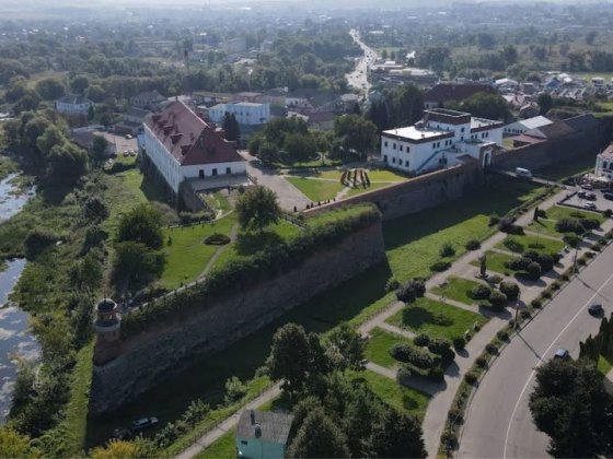 Діючий готельно-ресторанний комплекс Дубно