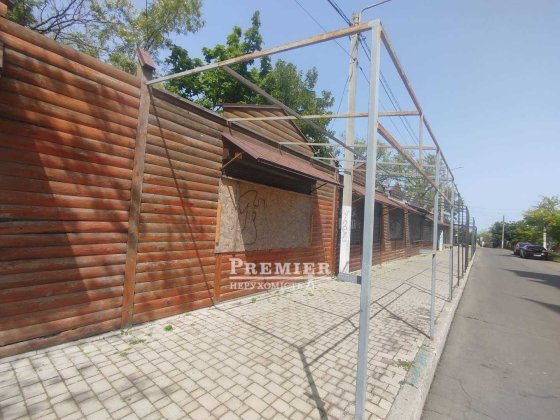 Продається комерційне 1 поверх. приміщення Чорноморськ