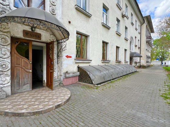 Продаю помещение 310 кв.метра в с капитальным подвалом. Чорноморськ