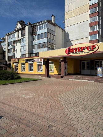 Продаж найбільшого торгового приміщення в центрі - фото 1