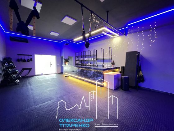 Продам спортзал зі всім необхідним обладнанням! Каменец-Подольский