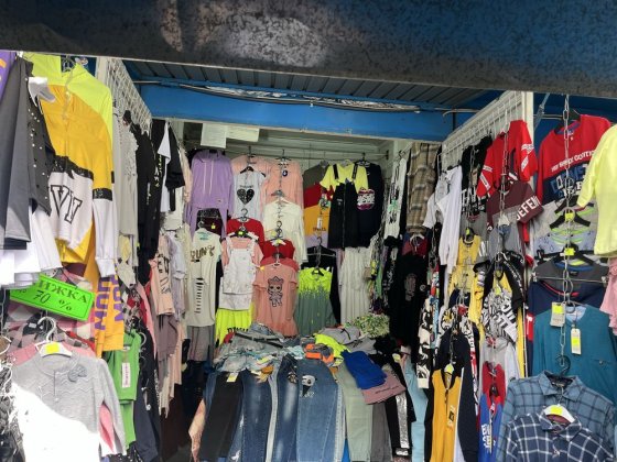 Кіоск на центральному ринку з товаром! Кам'янець-Подільський