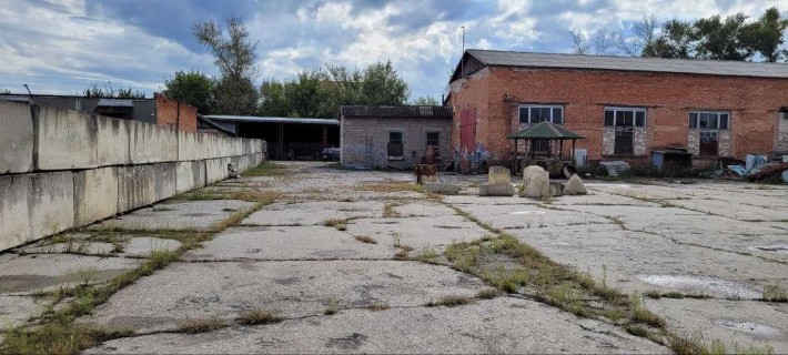Земля та три цехи комерційна нерухомість - фото 1