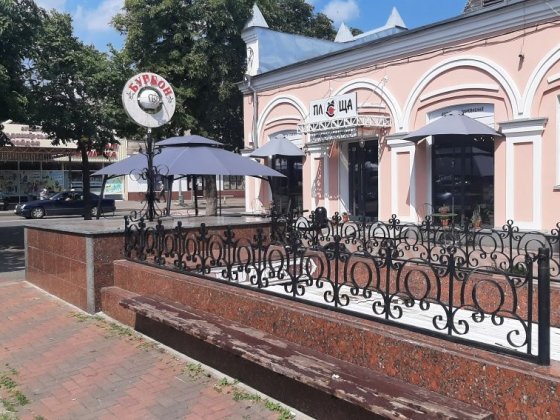 Продам приміщення кафе в центрі міста Лубны