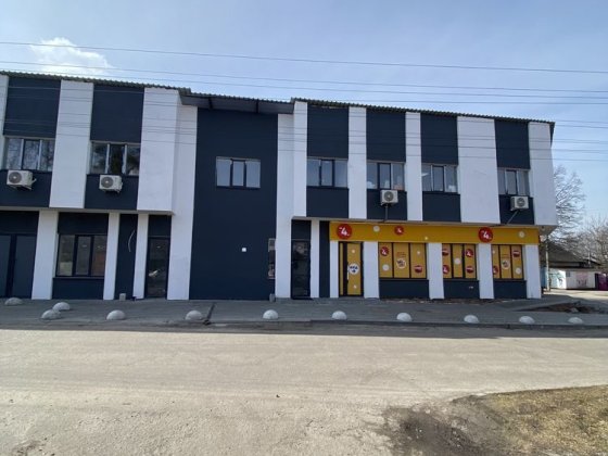 Продам помещение первого этаж, готовый бизнес Люботин