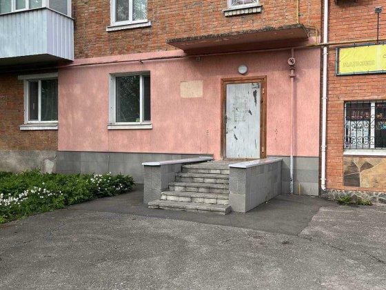 Продам нежитлове приміщення в центрі Миргорода. Миргород