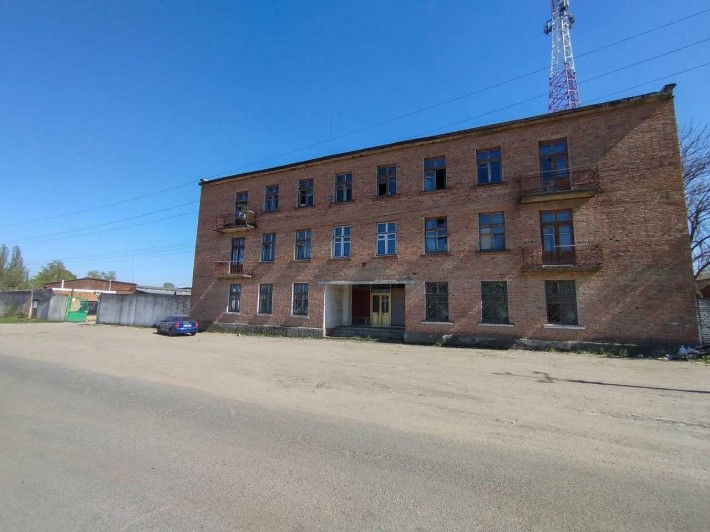 Складська База 16500 м² на 4,3 га Діюча Комерційна Нерухомість - фото 1