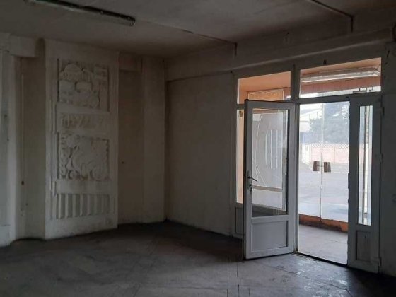 Оренда приміщення під магазин, комерційне приміщення площею 150 м2 Мукачеве