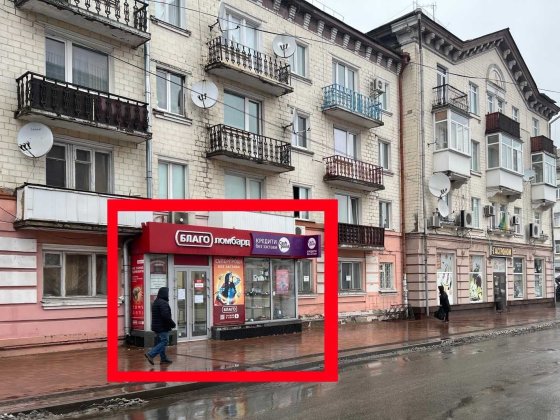 Торг. Нежитлове приміщення на площі. 50 мкв. Ніжин