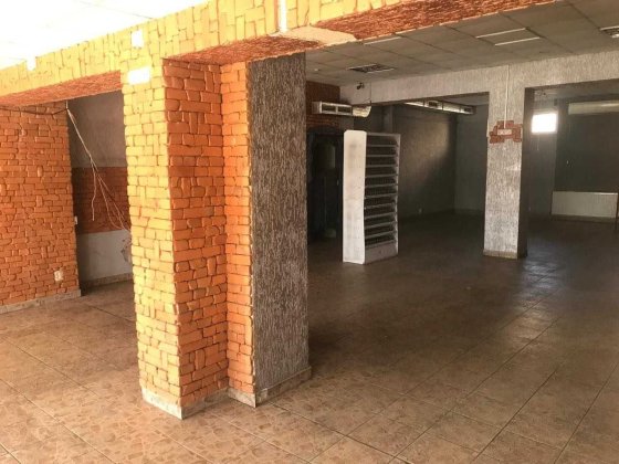 Продається комерційне приміщення Мукачеве