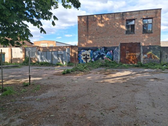 Будівля 2 поверхах 280 кВ м Прилуки