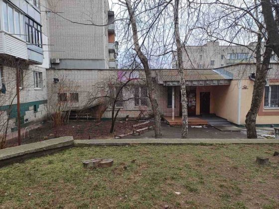 Нежитлові приміщення  94,4 м2. м. Сміла, вул. Заводська 6 Сміла