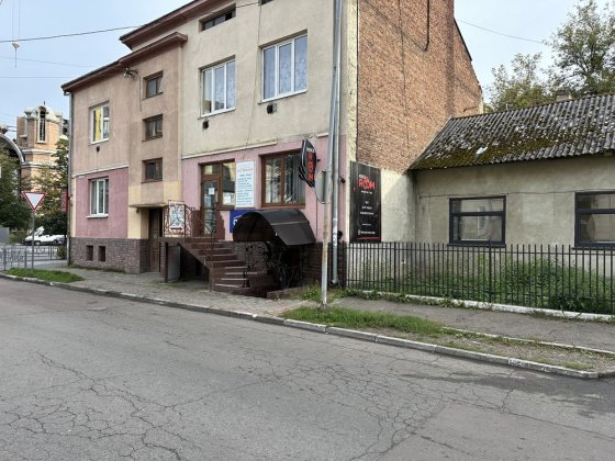 Продається комерційне приміщення Стрый
