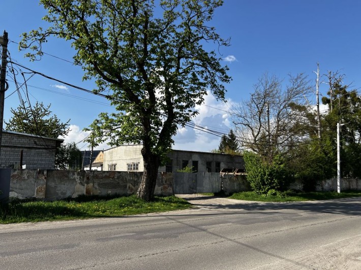 Продаж комерційної нерухомості 950м.кв з землею - фото 1