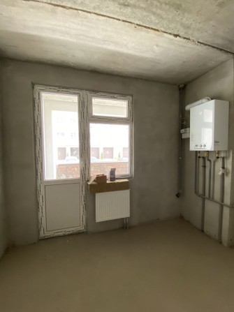 1к 47м.кв Озерна Рауш 1/10 - фото 1
