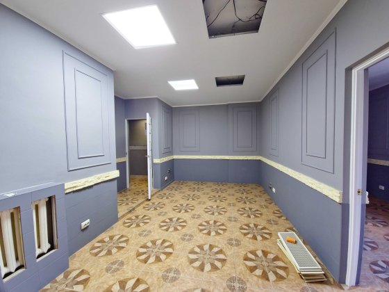 свіжий ремонт ЦЕНТР через дорогу ЦНТІ + гараж цегляний з ямою Хмельницький