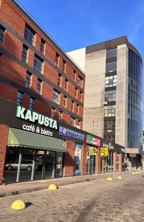 Продам Приміщення в центрі міста .Без комісії для продавця - фото 1