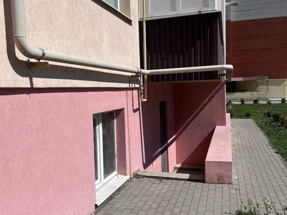 Продаж приміщення на Озерній Хмельницький